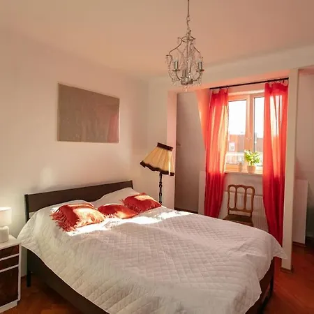 Miejski Czar Retro. Plac Zbawiciela! ורשה