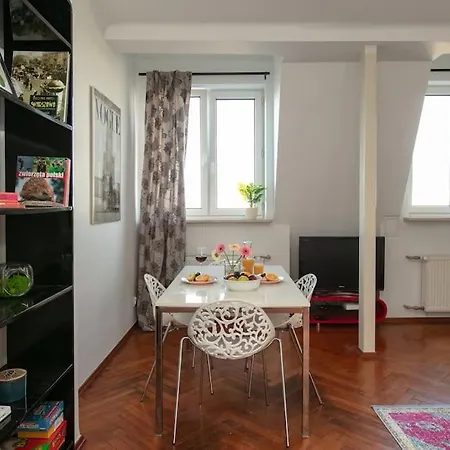 Apartment Miejski Czar Retro. Plac Zbawiciela! Warsaw