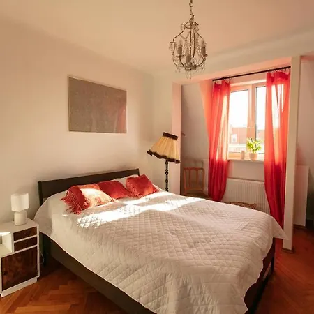 Apartment Miejski Czar Retro. Plac Zbawiciela! *