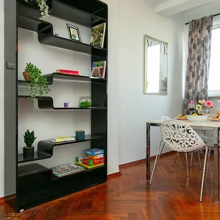 Miejski Czar Retro. Plac Zbawiciela! Apartment *